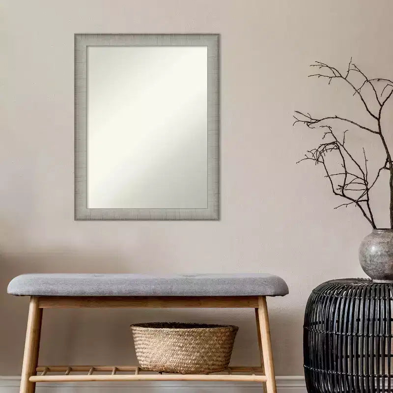 Miroir mural en étain brossé de 21 po x 27 po pour meuble-lavabo de salle de bain - Amanti Art : Rectangle moderne, cadre en polystyrène