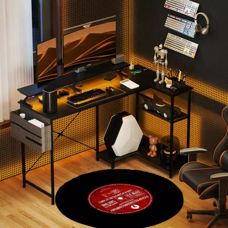 HOMCOM Bureau d'angle réversible en L de 147 cm avec sac de rangement, bureau d'ordinateur d'angle avec prise de courant et lumière LED, étagère pour moniteur et support d'unité centrale