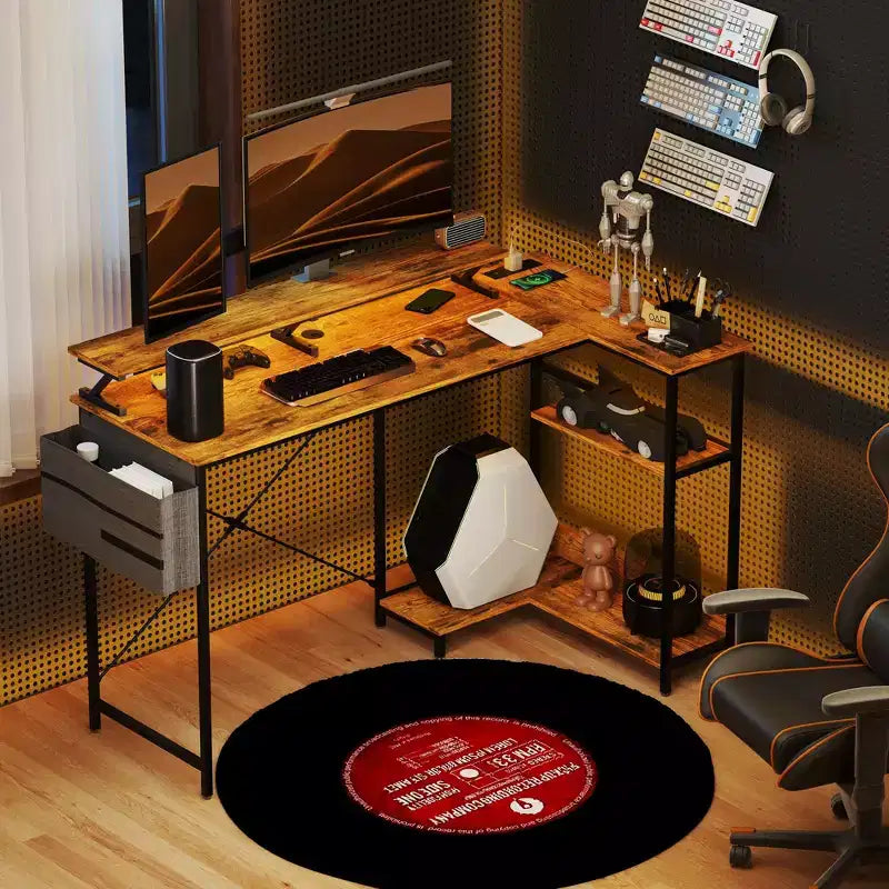 HOMCOM Bureau d'angle réversible en L de 147 cm avec sac de rangement, bureau d'ordinateur d'angle avec prise de courant et lumière LED, étagère pour moniteur et support d'unité centrale