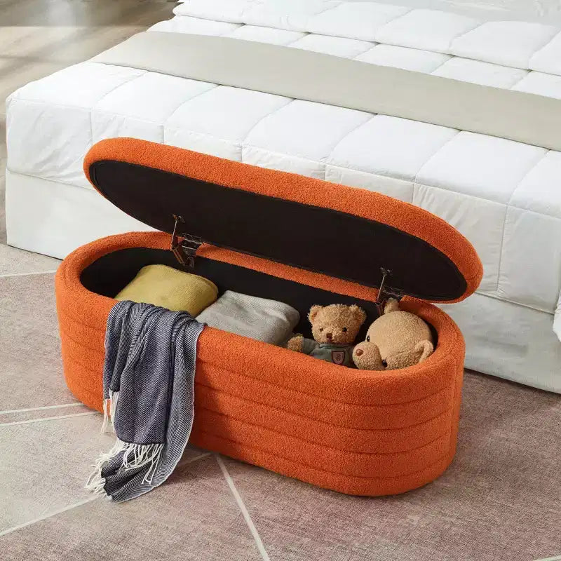 Banc de rangement ottoman ovale Zeus et Ruta Modern 43 po de largeur, bout de lit, rembourré avec charnière de sécurité-