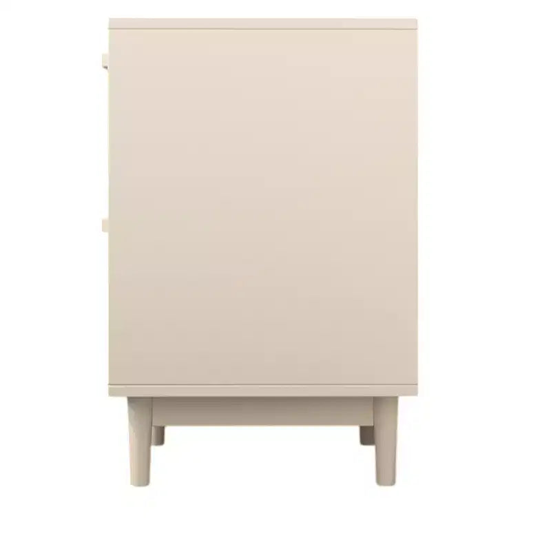 Table de chevet GDFStudio Regina 23.2 H en bois et rotin avec deux tiroirs