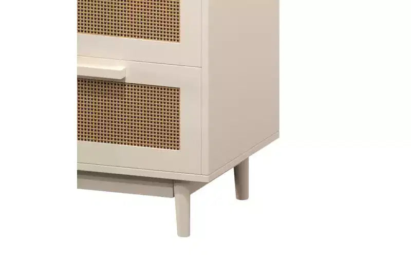 Table de chevet GDFStudio Regina 23.2 H en bois et rotin avec deux tiroirs