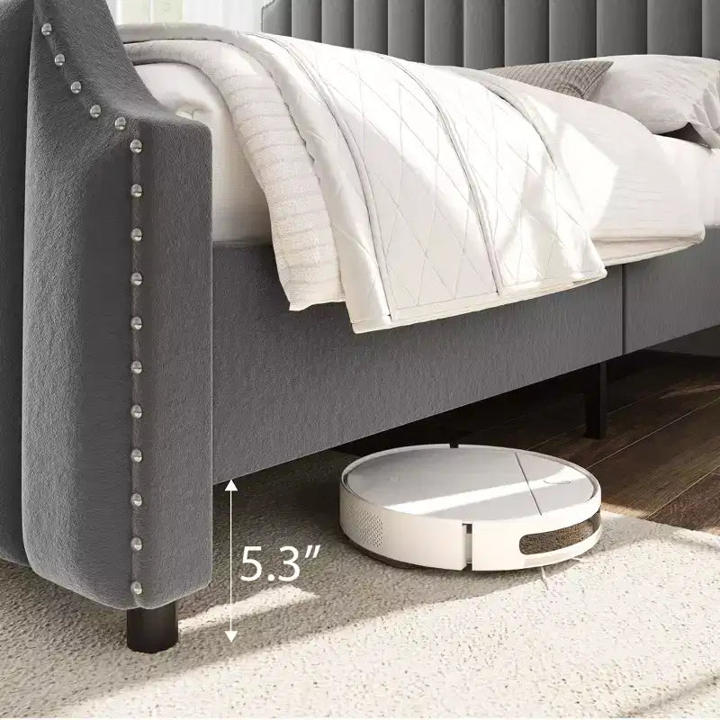 Cadre de lit WhizMax Grand lit/Très grand lit avec tête de lit de 127,5 cm de hauteur, cadre de lit Queen en velours avec tête et pied de lit touffetés à canaux verticaux
