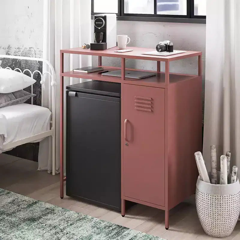 Mini-réfrigérateur de rangement de style casier métallique Novogratz Cache