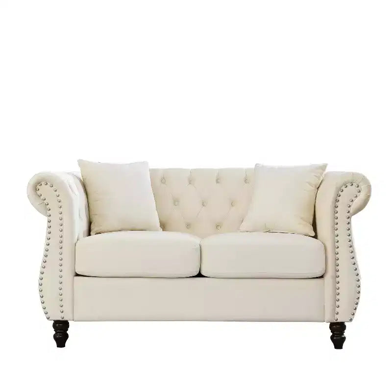 Canapé Chesterfield 58,8 po en velours beige pour salon, canapé 2 places capitonné avec accoudoirs roulés et clous de tapissier pour salon