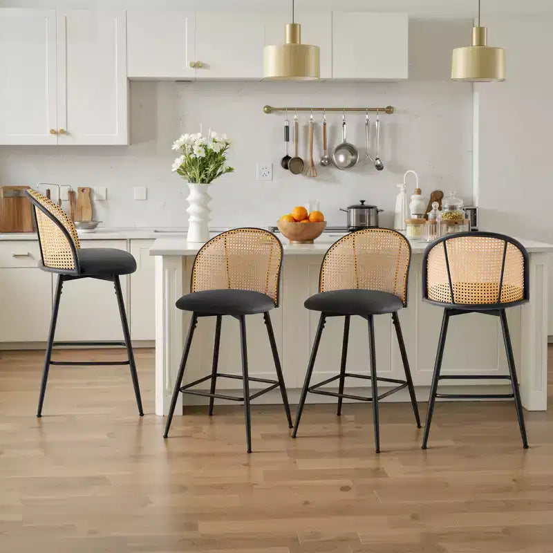 Tabourets de bar pivotants Bekrvio 26 Mid-Century Modern, lot de 2/3/4, chaises de bar rembourrées en similicuir avec dossier en rotin et pieds en métal pour comptoir de cuisine