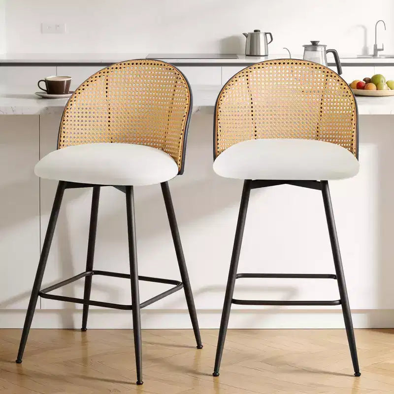 Tabourets de bar pivotants Bekrvio 26 Mid-Century Modern, lot de 2/3/4, chaises de bar rembourrées en similicuir avec dossier en rotin et pieds en métal pour comptoir de cuisine