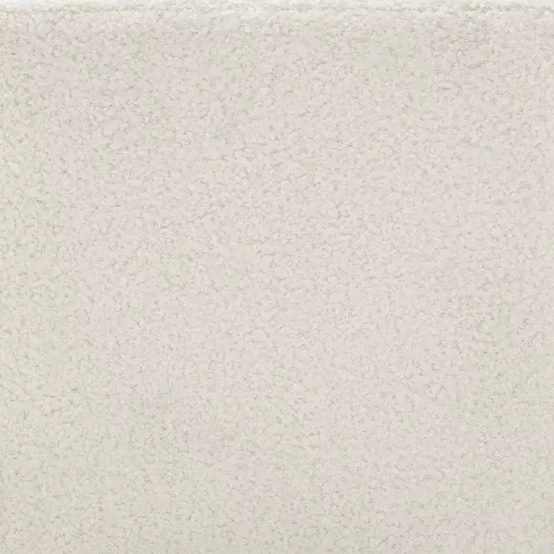Canapé Enfant Rembourré en Fausse Fourrure de Mouton Buzz & Bloom avec Assise et Dossier Capitonnés, Pieds en Bois Guimauve