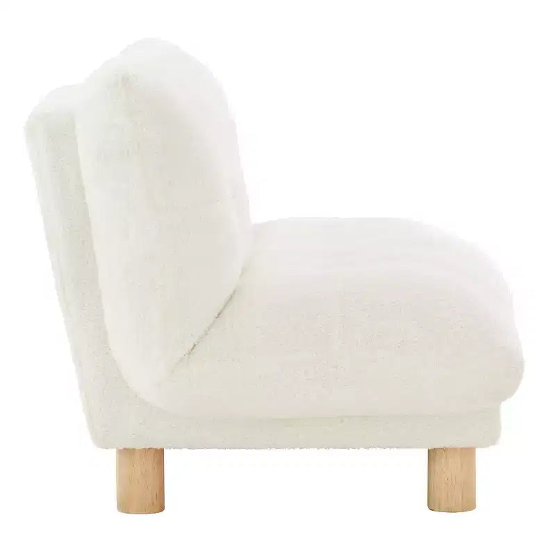 Canapé Enfant Rembourré en Fausse Fourrure de Mouton Buzz & Bloom avec Assise et Dossier Capitonnés, Pieds en Bois Guimauve