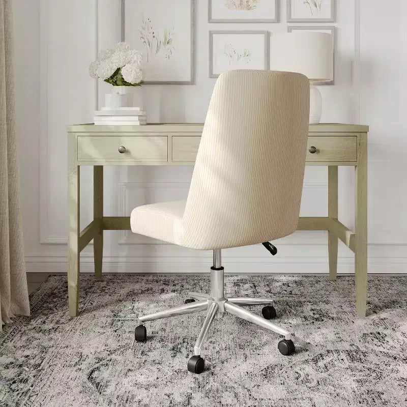 Chaise de bureau rembourrée Maeve Martha Stewart