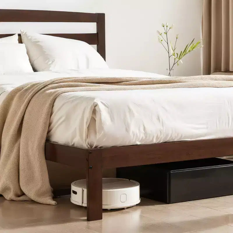Lit plateforme en bois massif Subrtex avec tête de lit, cadre de lit avec support à lattes en bois, noyer