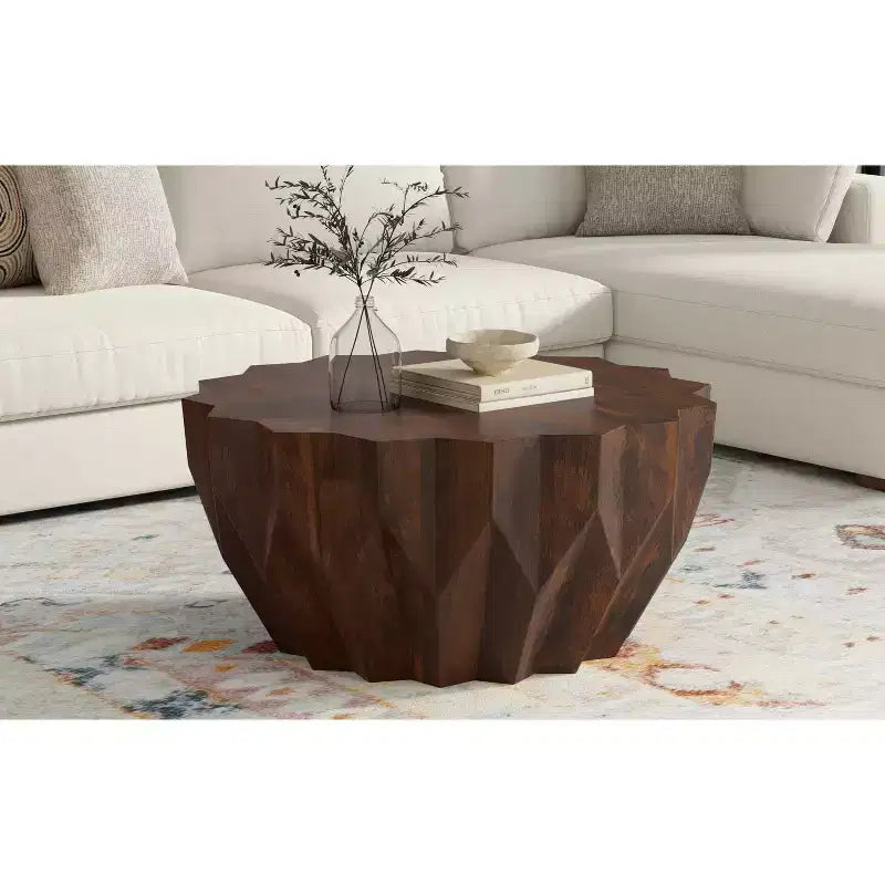 Table basse contemporaine Oakcrest en bois de manguier massif, motif polygonal, largeur 86 cm, entièrement assemblée