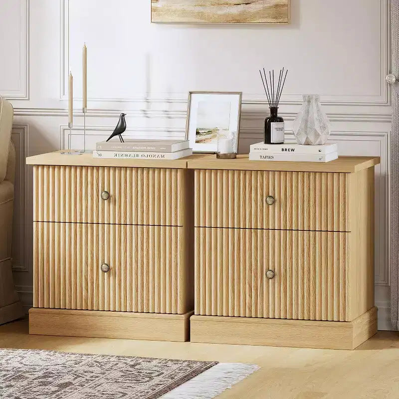 Table de chevet à tiroirs cannelés, table de chevet de style moderne du milieu du siècle avec base à bords incurvés, rangement peu encombrant pour chambre et salon