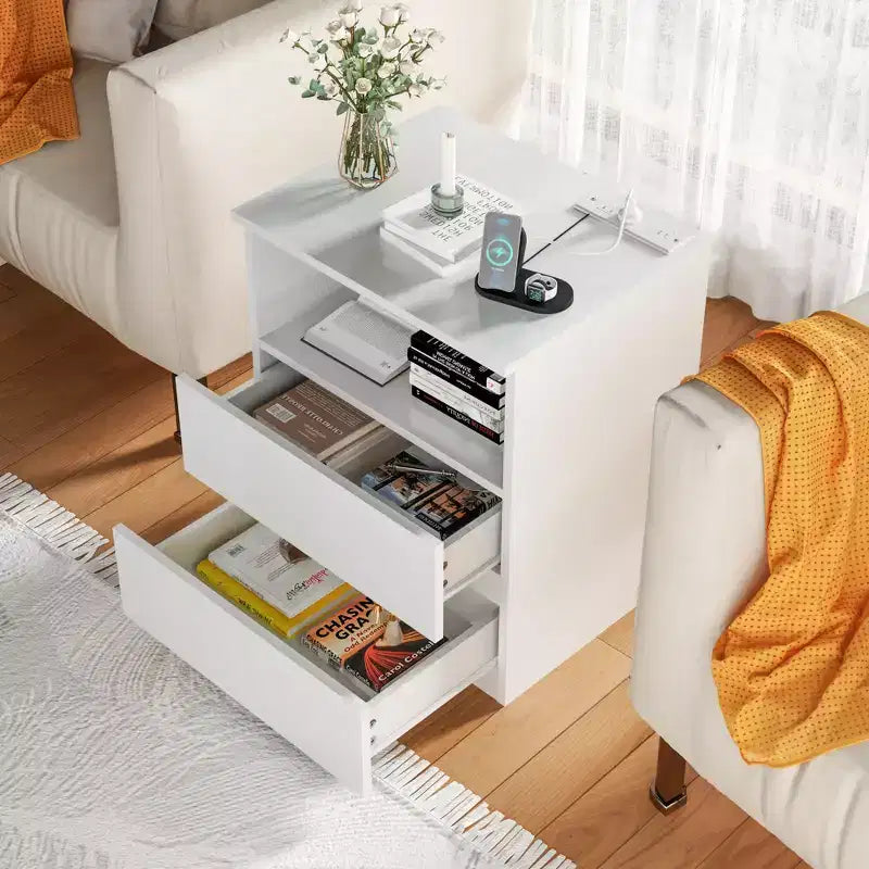 Table d'appoint avec station de chargement USB-C rapide, table d'appoint de canapé à 2 tiroirs avec grand espace de rangement, table de chevet moderne en panneaux de particules blancs