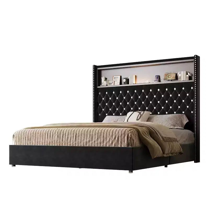 Lit capitonné en velours MAYEERTY Queen Size avec veilleuse port USB et tête de lit haute de 52 pouces avec décor de rivets et étagère de tête de lit pour chambre à coucher, noir