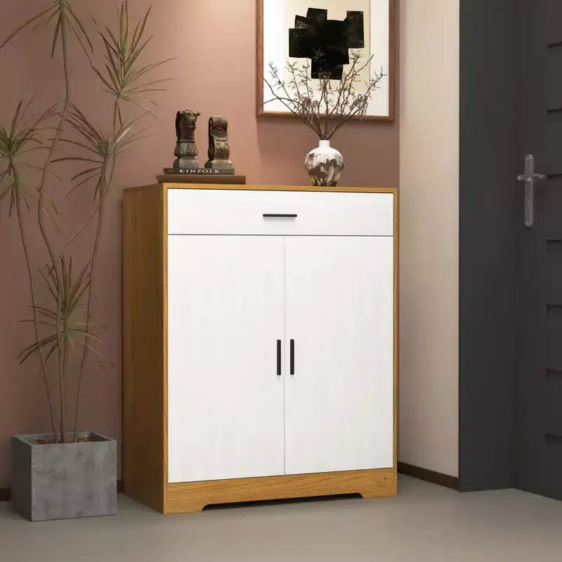 JVNOXK Meuble à chaussures à quatre niveaux, étagère à chaussures autoportante en bois, avec deux portes d'armoire blanches et des étagères réglables, idéal pour les entrées