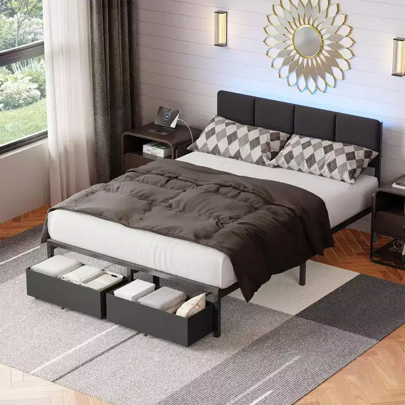 Cadre de lit double rembourré Qwatto avec lumières LED, station de charge, 2 tiroirs de rangement, lit plateforme sans sommier, mobilier de chambre moderne