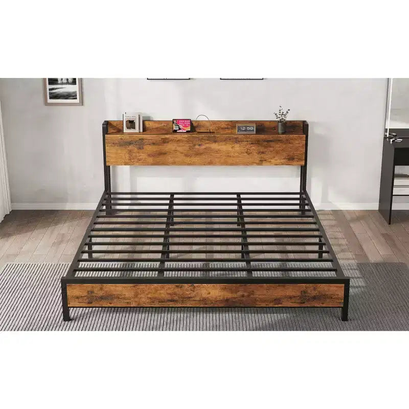 Cadre de lit King Size avec tête de lit de rangement, plateforme de lit King industrielle, pas besoin de sommier tapissier, assemblage facile, support de matelas - Marron rustique