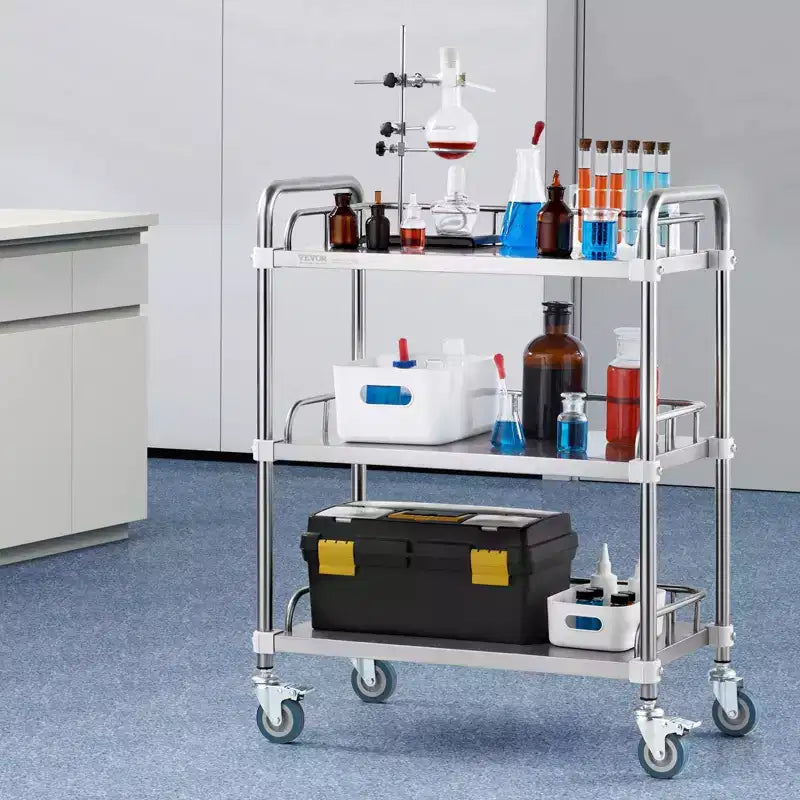 Chariot de laboratoire roulant en acier inoxydable à 3 étagères avec garde-corps et roulettes pivotantes, capacité de 100 kg, chariot médical dentaire utilitaire 66x40x86 cm