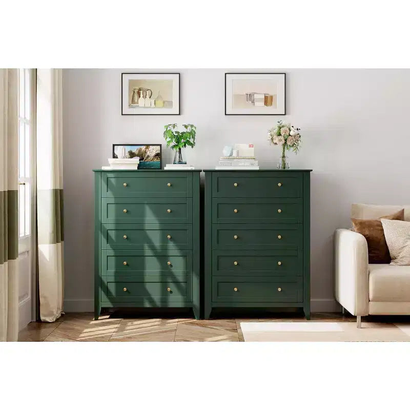 Commode 5 tiroirs pour chambre à coucher - Commode haute et moderne en bois avec tiroirs profonds et poignées en métal pour entrée ou couloir