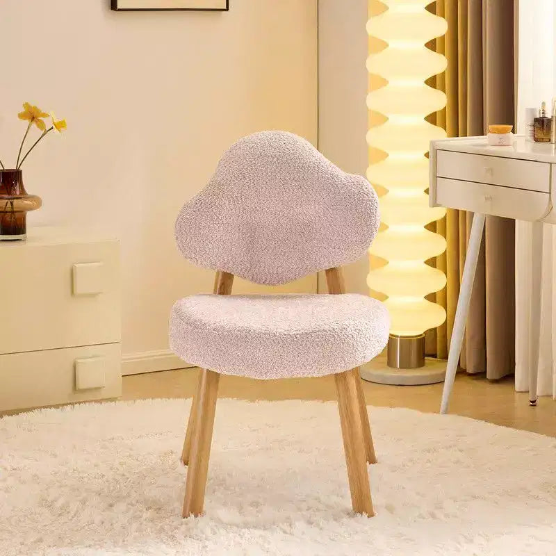 Fauteuil d'appoint moelleux Cloud Puff avec pieds en bois - Chaise moderne pour coiffeuse et salon