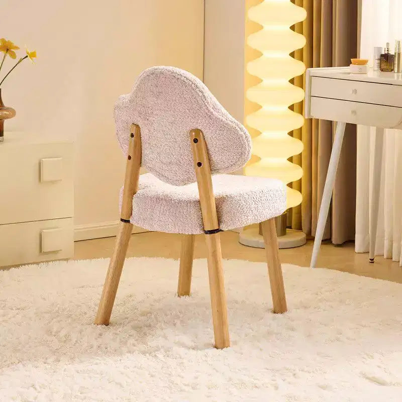 Fauteuil d'appoint moelleux Cloud Puff avec pieds en bois - Chaise moderne pour coiffeuse et salon