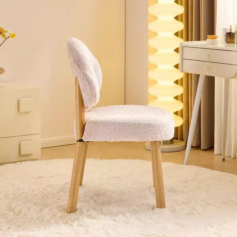 Fauteuil d'appoint moelleux Cloud Puff avec pieds en bois - Chaise moderne pour coiffeuse et salon