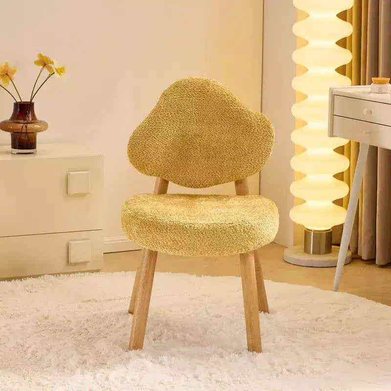 Fauteuil d'appoint moelleux Cloud Puff avec pieds en bois - Chaise moderne pour coiffeuse et salon