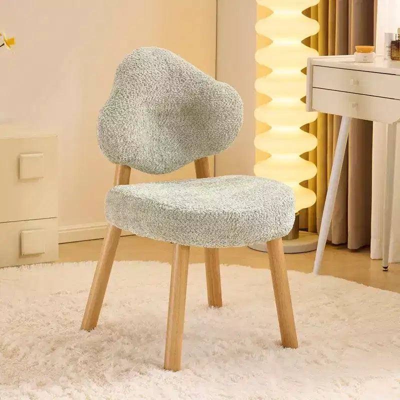 Fauteuil d'appoint moelleux Cloud Puff avec pieds en bois - Chaise moderne pour coiffeuse et salon