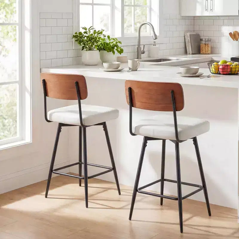 Lot de 2/4 tabourets de bar rembourrés Costway 27 avec dossier en bois et pieds en métal, repose-pieds Noir/Blanc