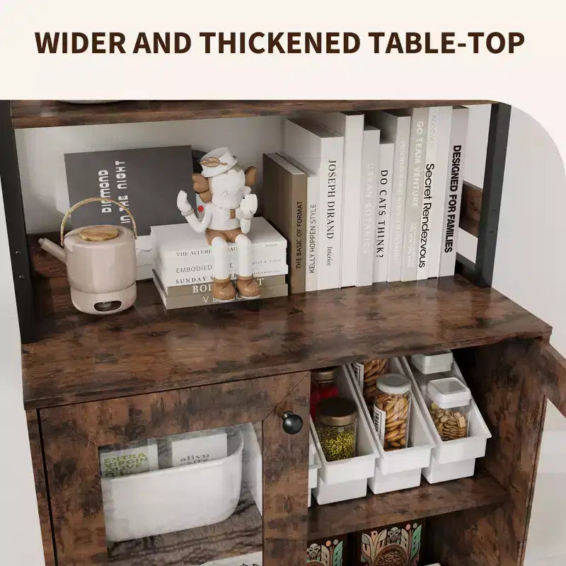 Meuble haut de bar à café de 67 pouces avec lumières LED RGB synchronisées à la musique et prise de courant - Étagère de boulangerie de cuisine avec portes en verre et étagères réglables