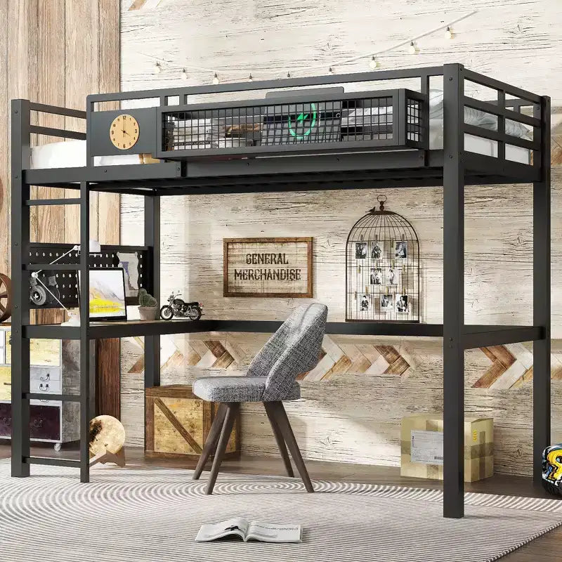 Lit mezzanine en métal Bellemave avec bureau et panneau perforé, horloge et station de charge intégrées, panier de rangement, cadre moderne peu encombrant, tailles Twin XL et Full