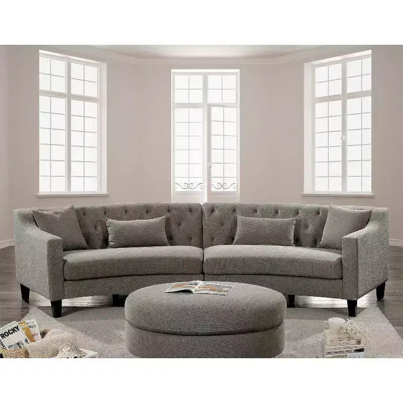 Canapé d'angle incurvé capitonné Amelie gris chaud - HOMES: Inside + Out
