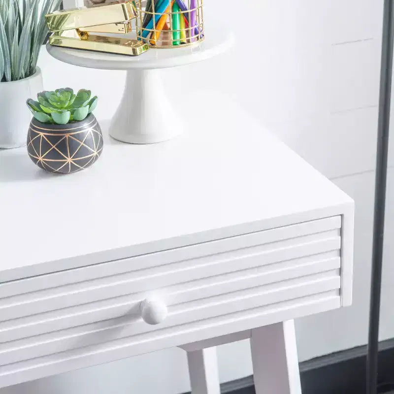 Bureau moderne du milieu du siècle à 2 tiroirs Wedeln 42 po, finition bois blanc - Powell : Meubles de bureau à domicile