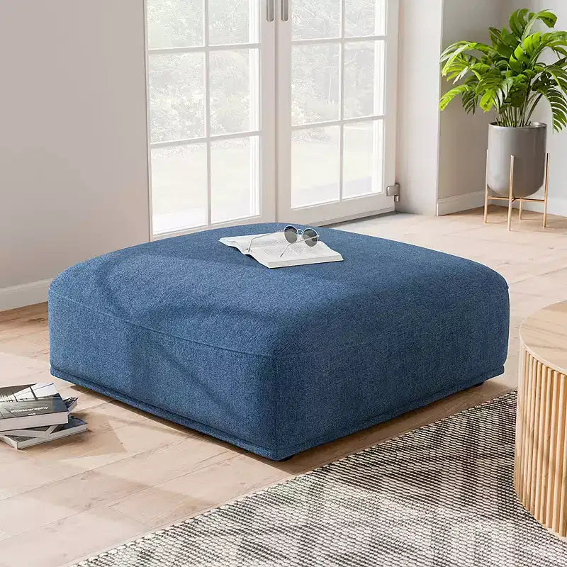 HOMES: Inside + Out Pouf carré modulaire moderne Povoa