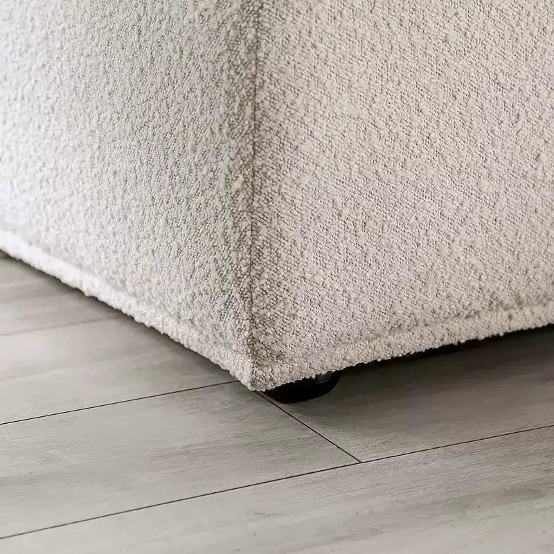 HOMES: Inside + Out Pouf carré modulaire moderne Povoa